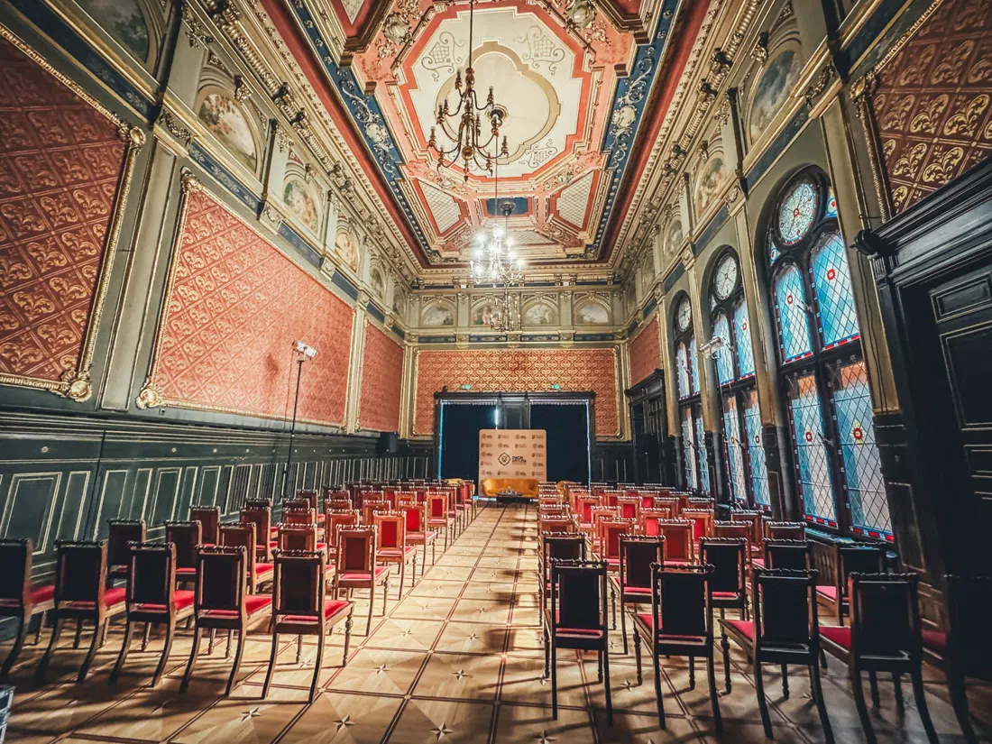 Artus Court (Dwór Artusa), Torun