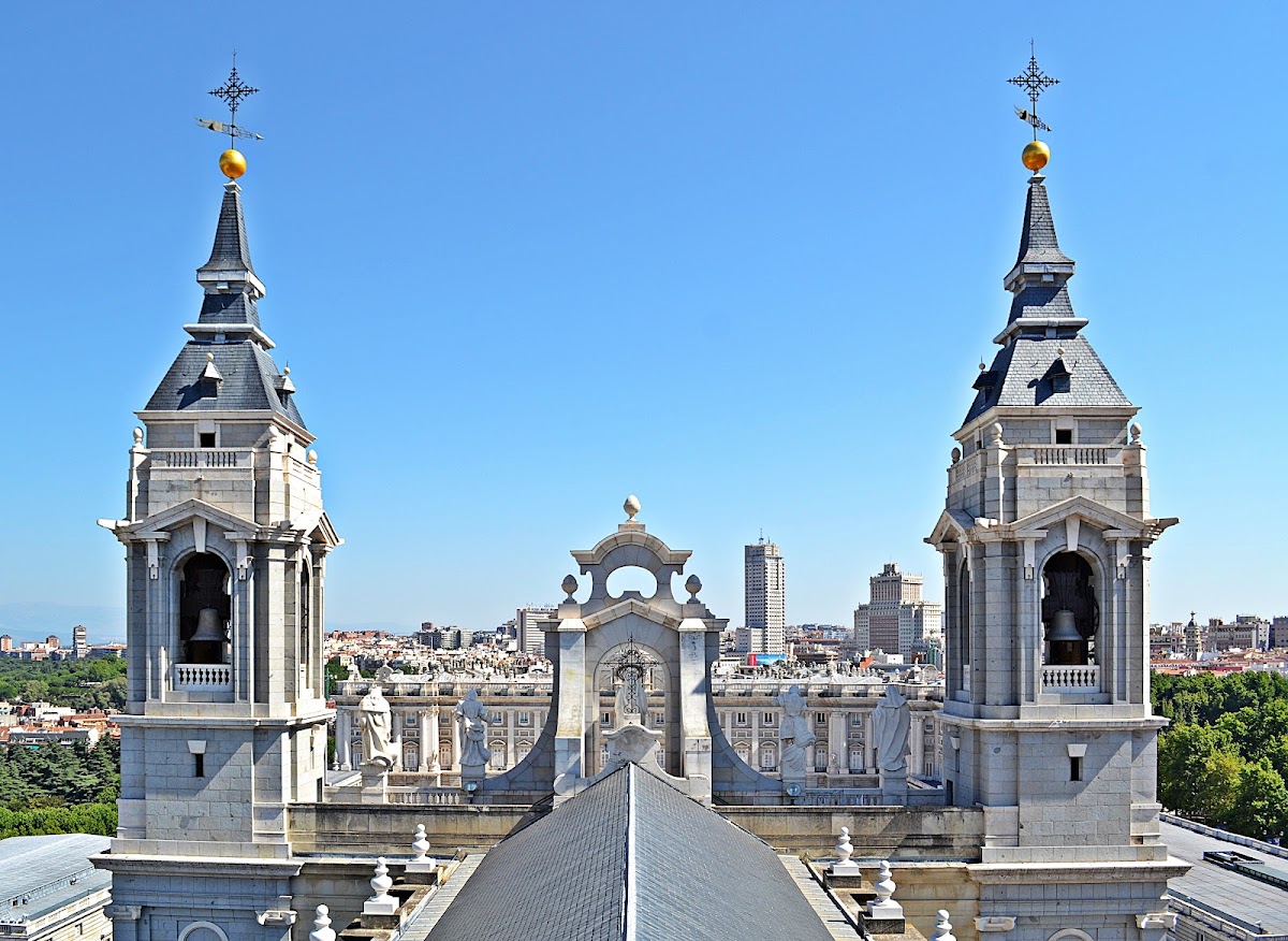 Almudena Cathedral — photo 2