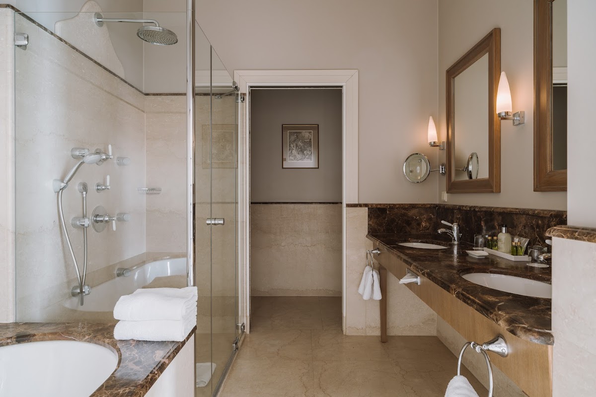 Art Hotel — photo 2