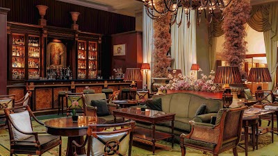 Atrium Bar