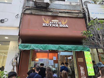 Bánh Mì Huỳnh Hoa
