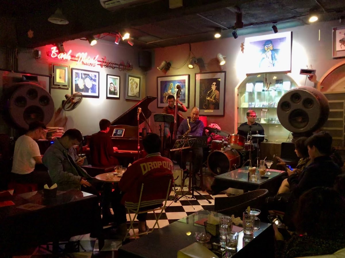 Binh Minh Jazz Club, Hanoi