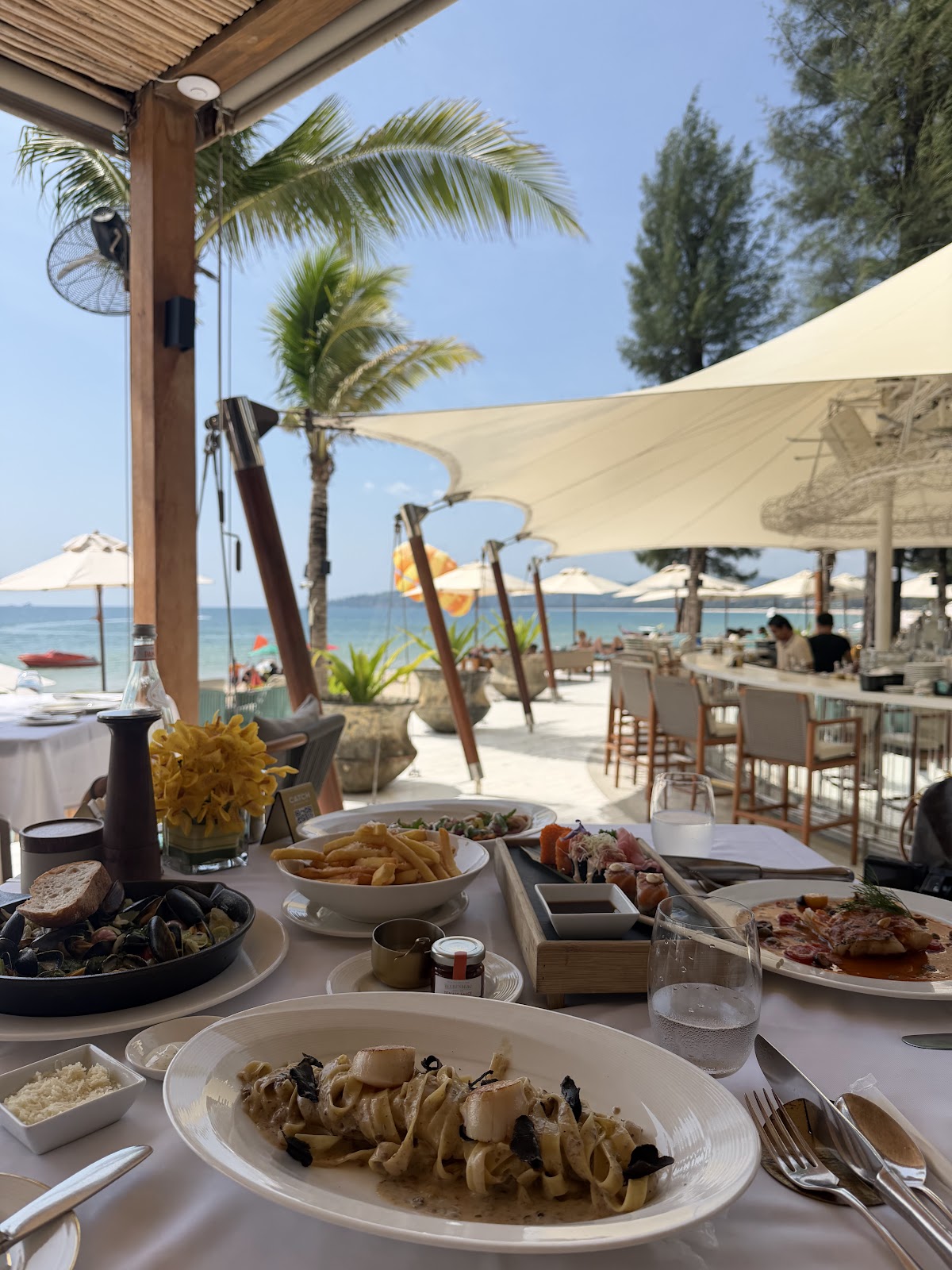 Catch Beach Club — photo 2