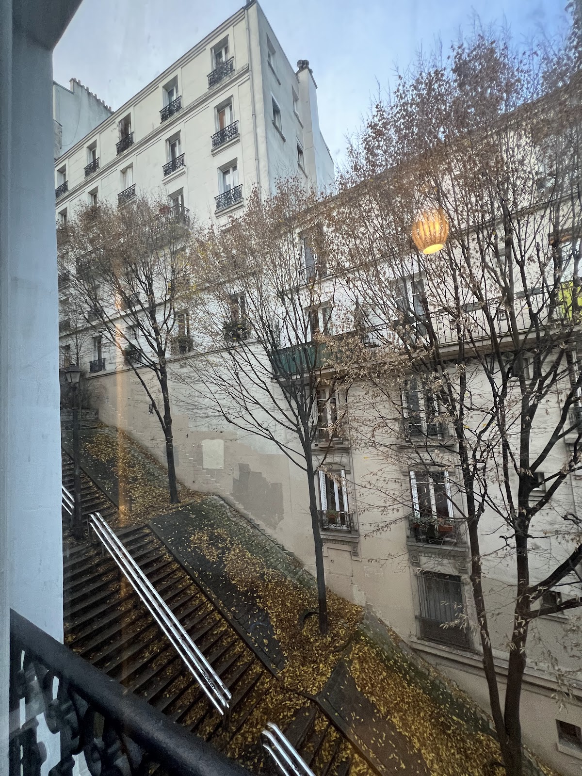 Caulaincourt Square Hostel — photo 3
