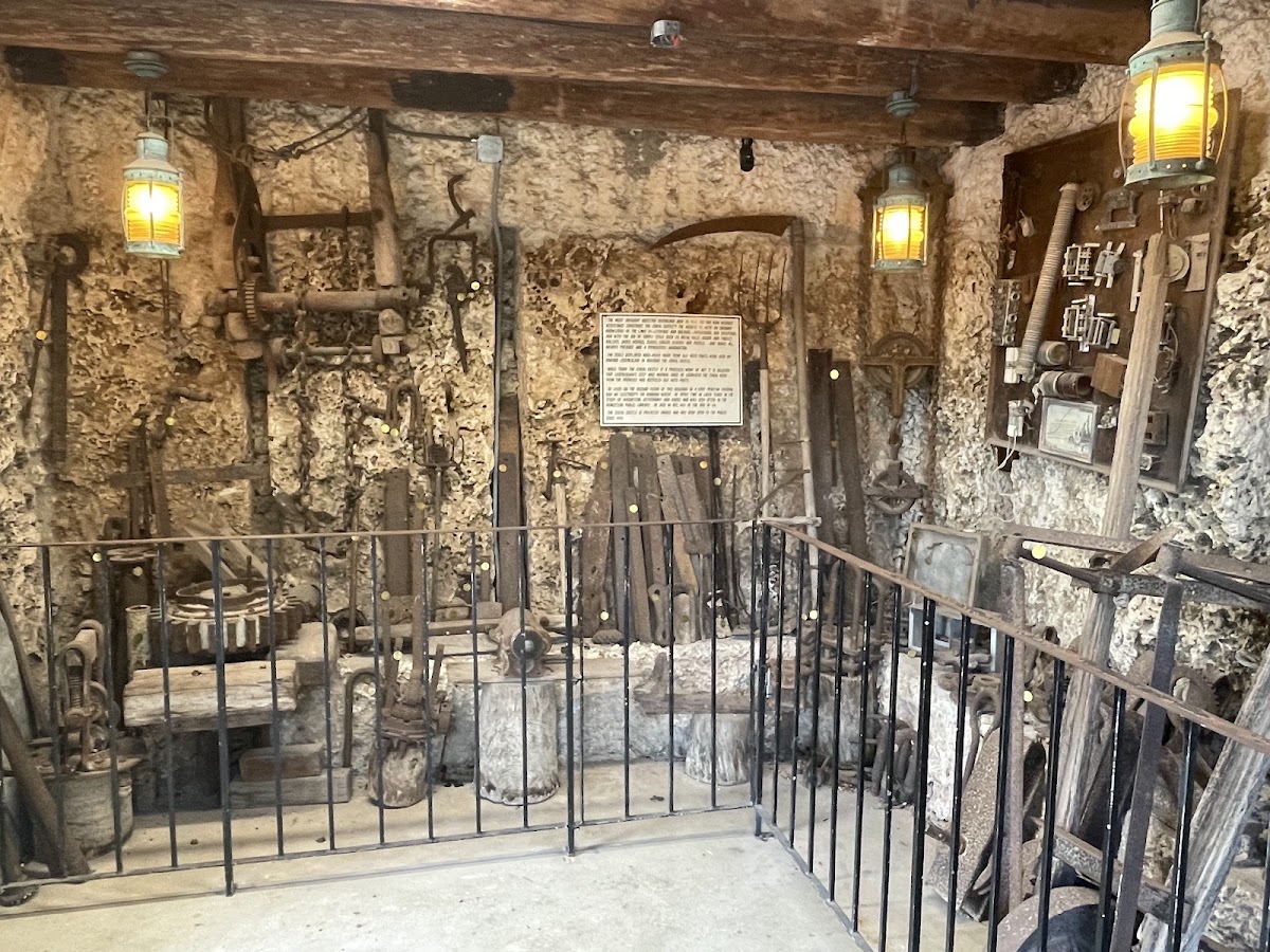 Coral Castle — photo 2
