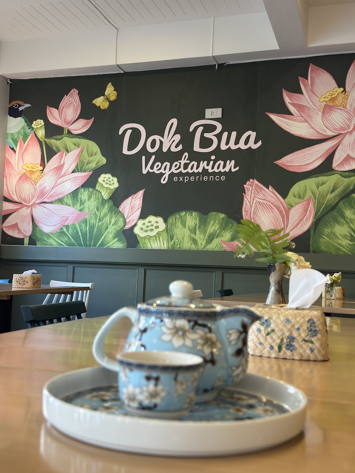 Dok Bua Vegetarian Restaurant — photo 3