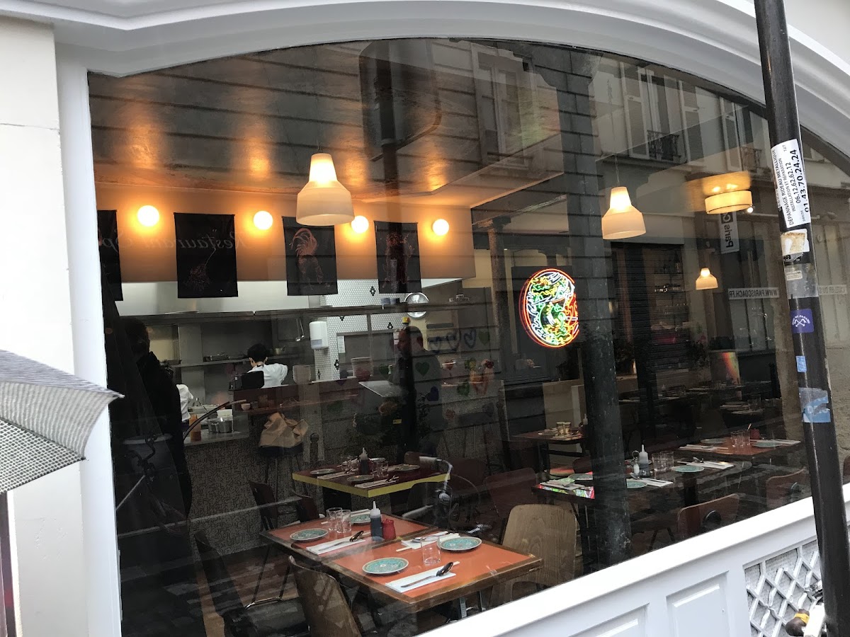 Double Dragon, Paris