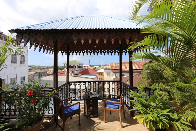 Emerson Spice, Zanzibar