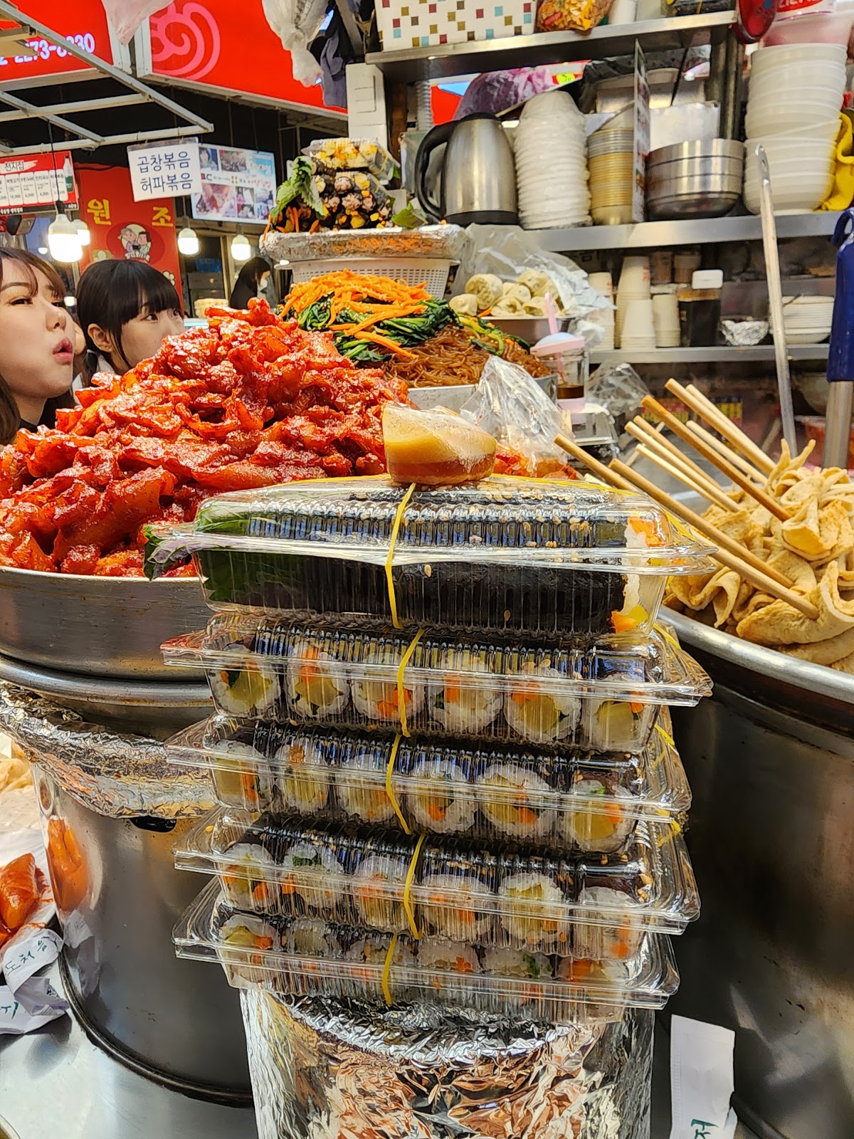 Gwangjang Market Stalls — photo 2