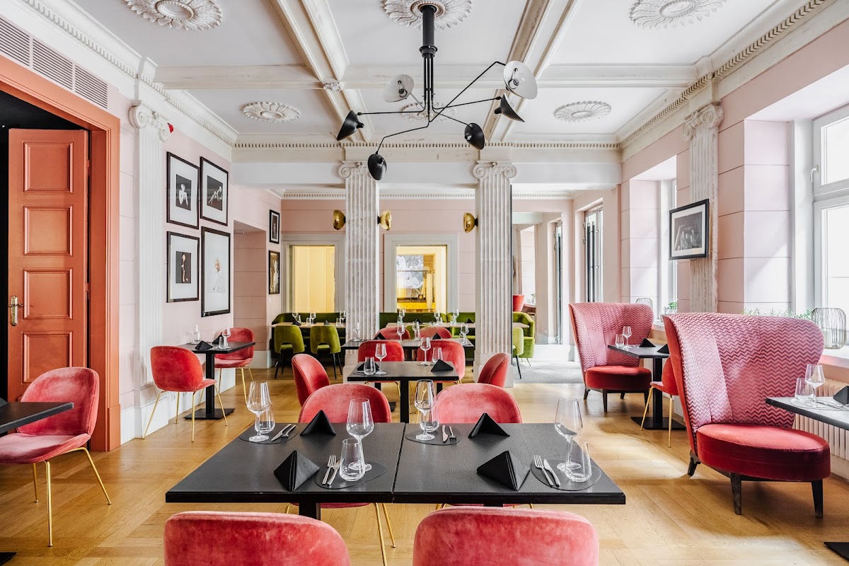 H15 Boutique Hotel — photo 4