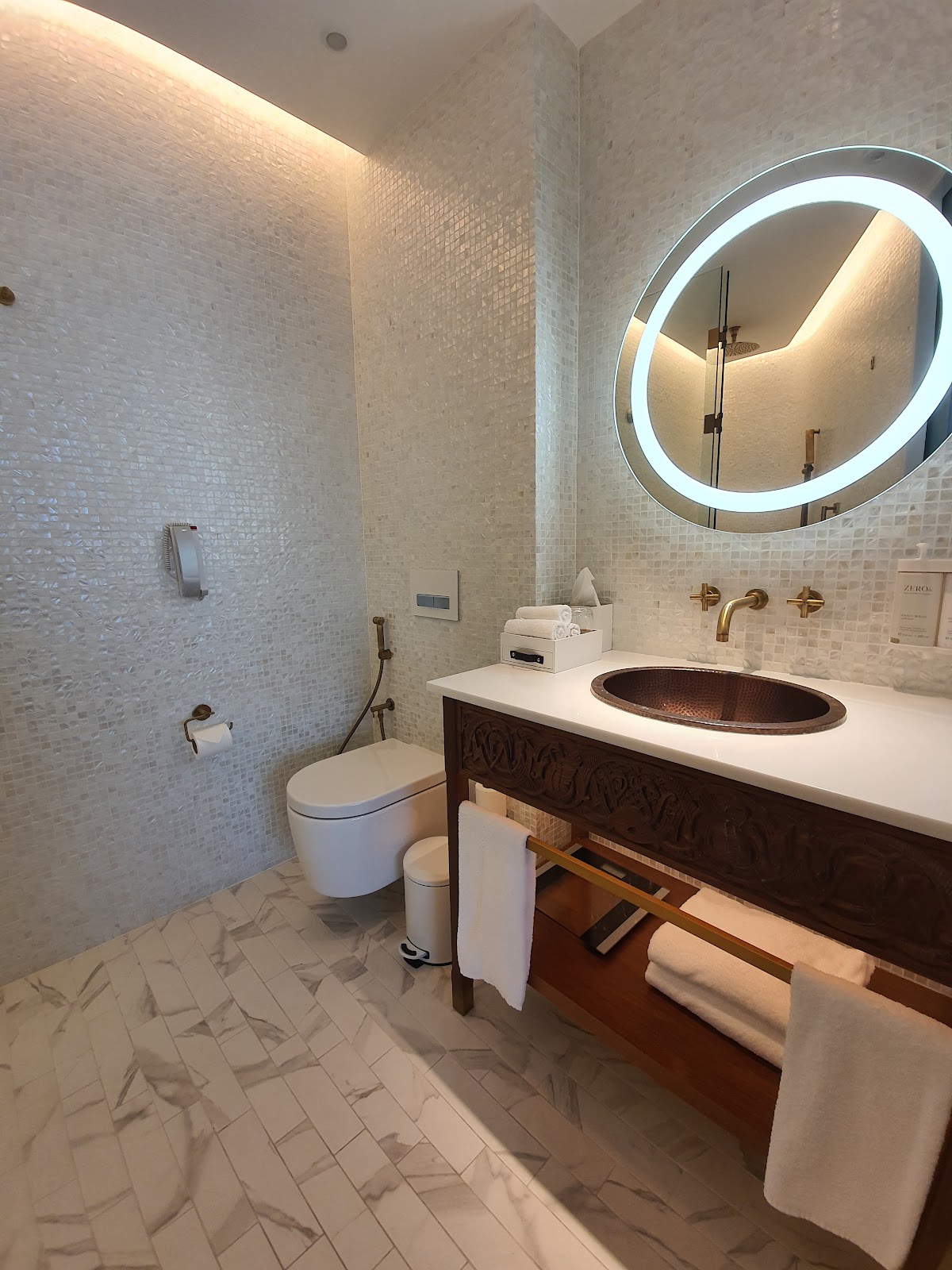 Hotel Indigo Dubai Downtown — photo 4