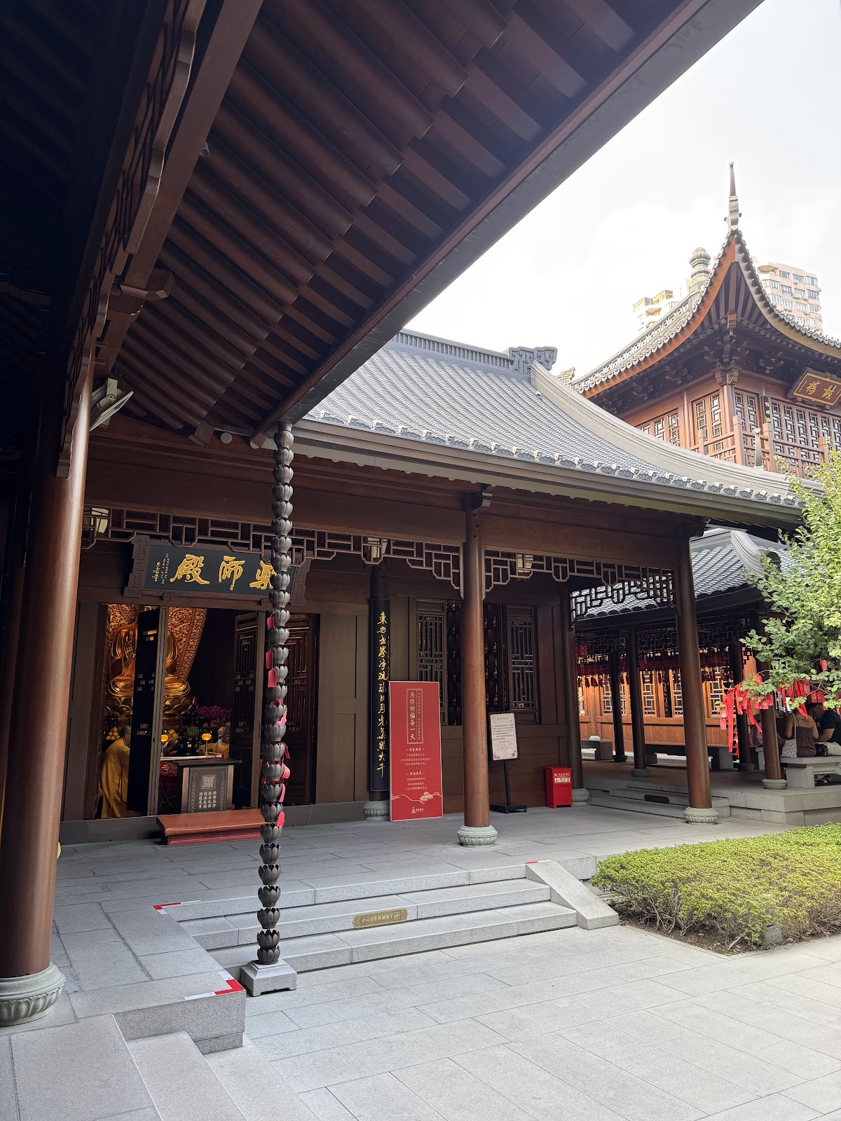Jade Buddha Temple — photo 3