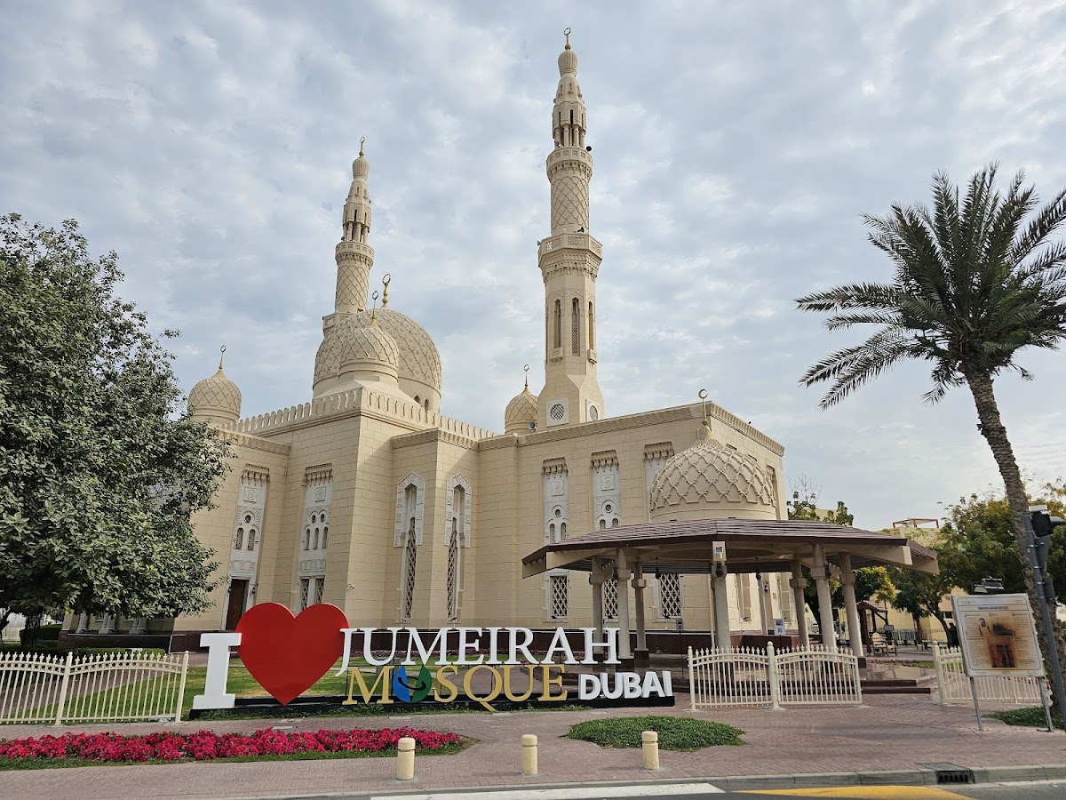 Jumeirah Mosque, Dubai