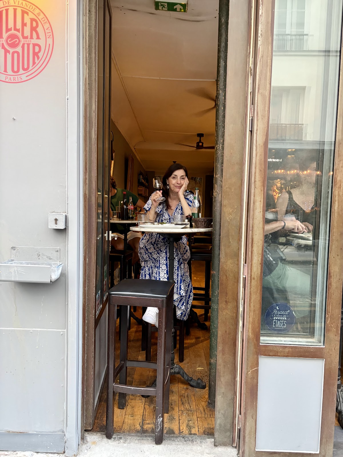 L'Aller Retour, Paris