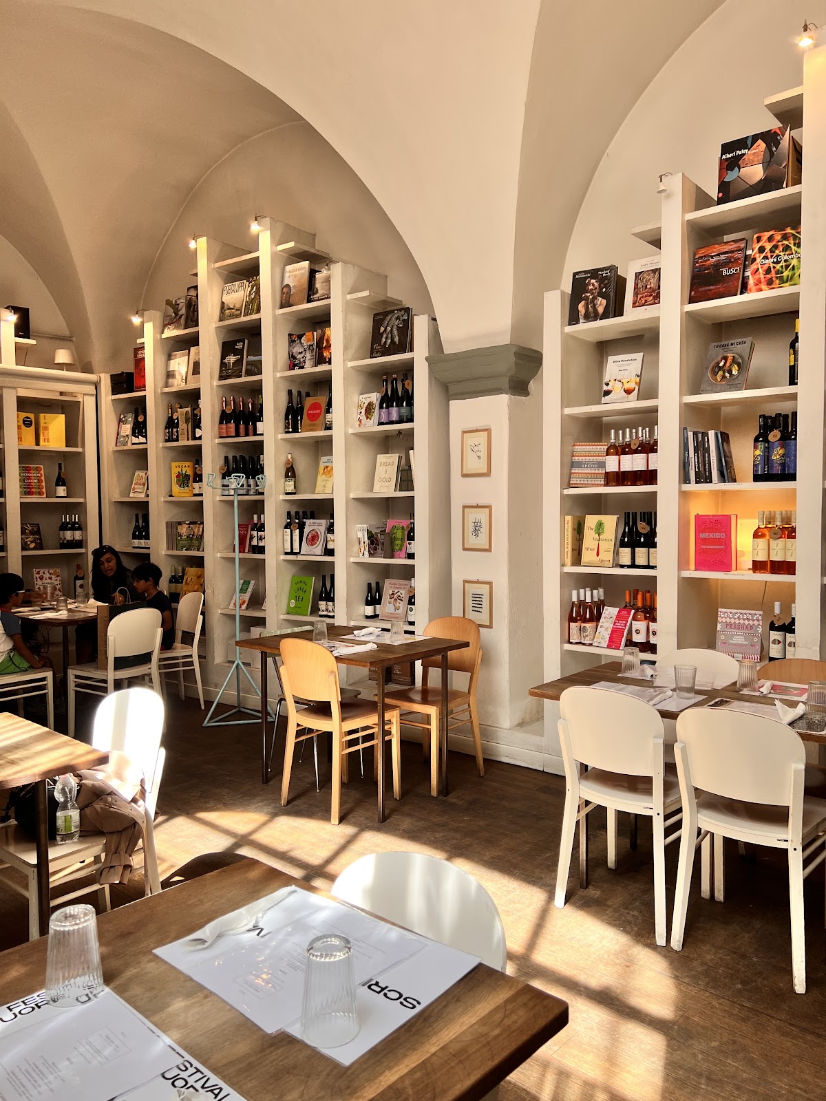 Libreria Brac — photo 3