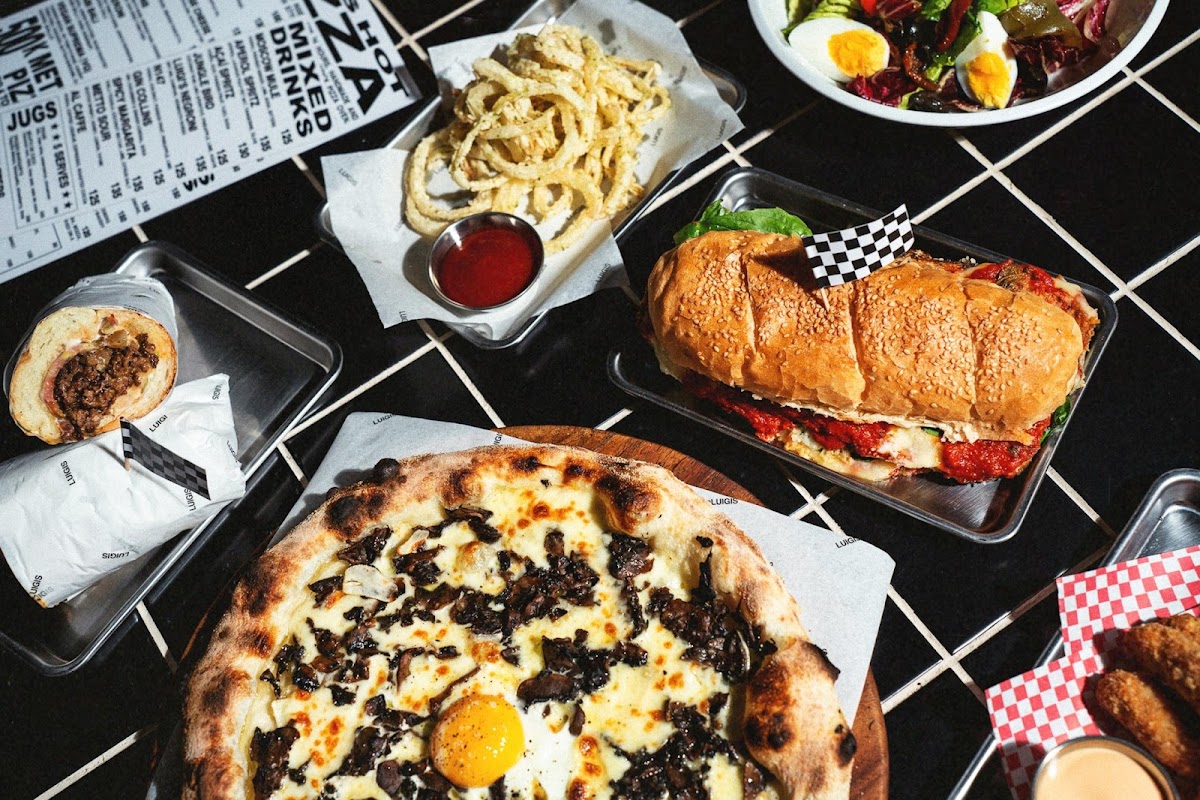 Luigi's Hot Pizza, Bali