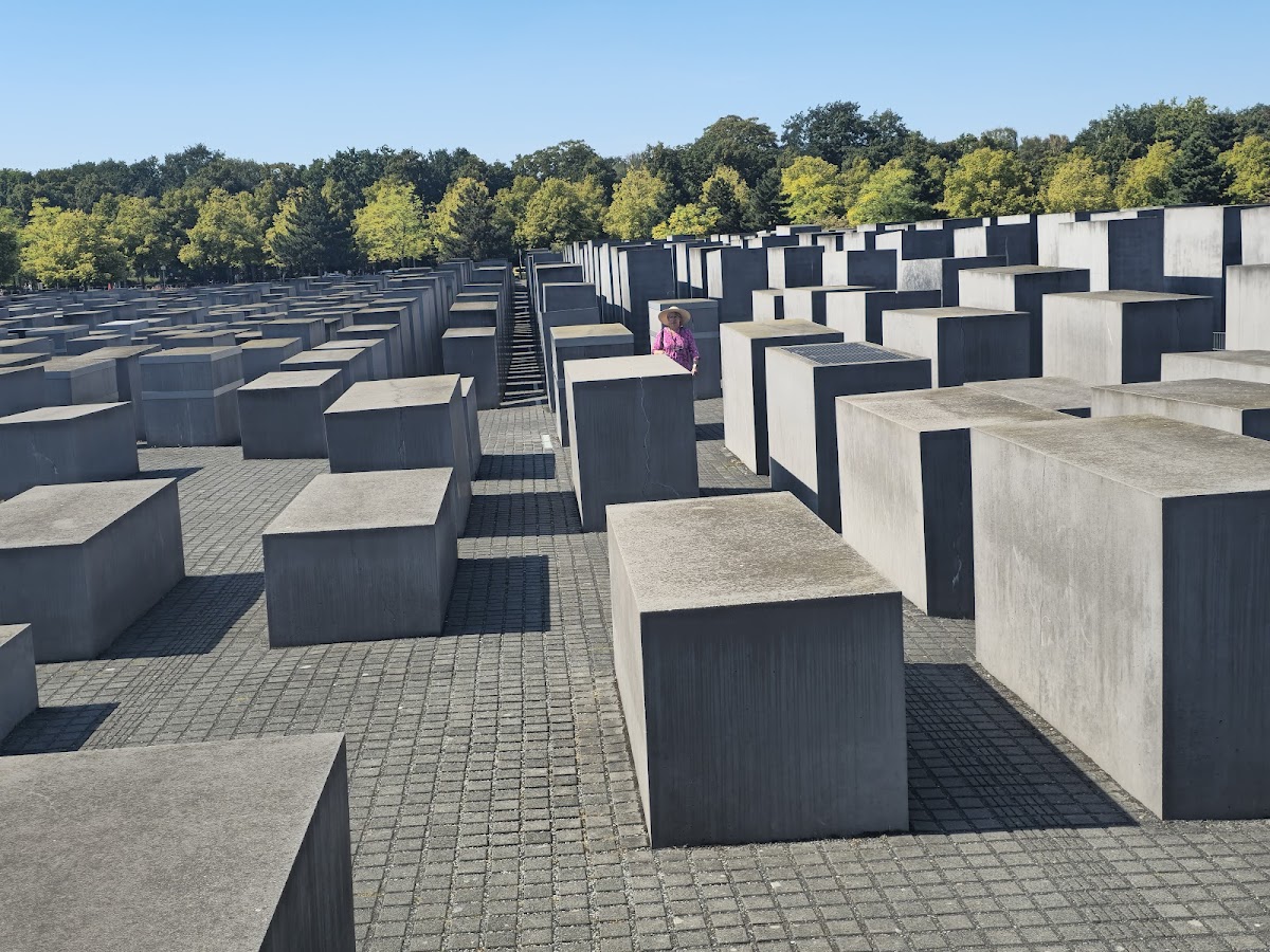 Memorial to the Murdered Jews of Europe, Berlin