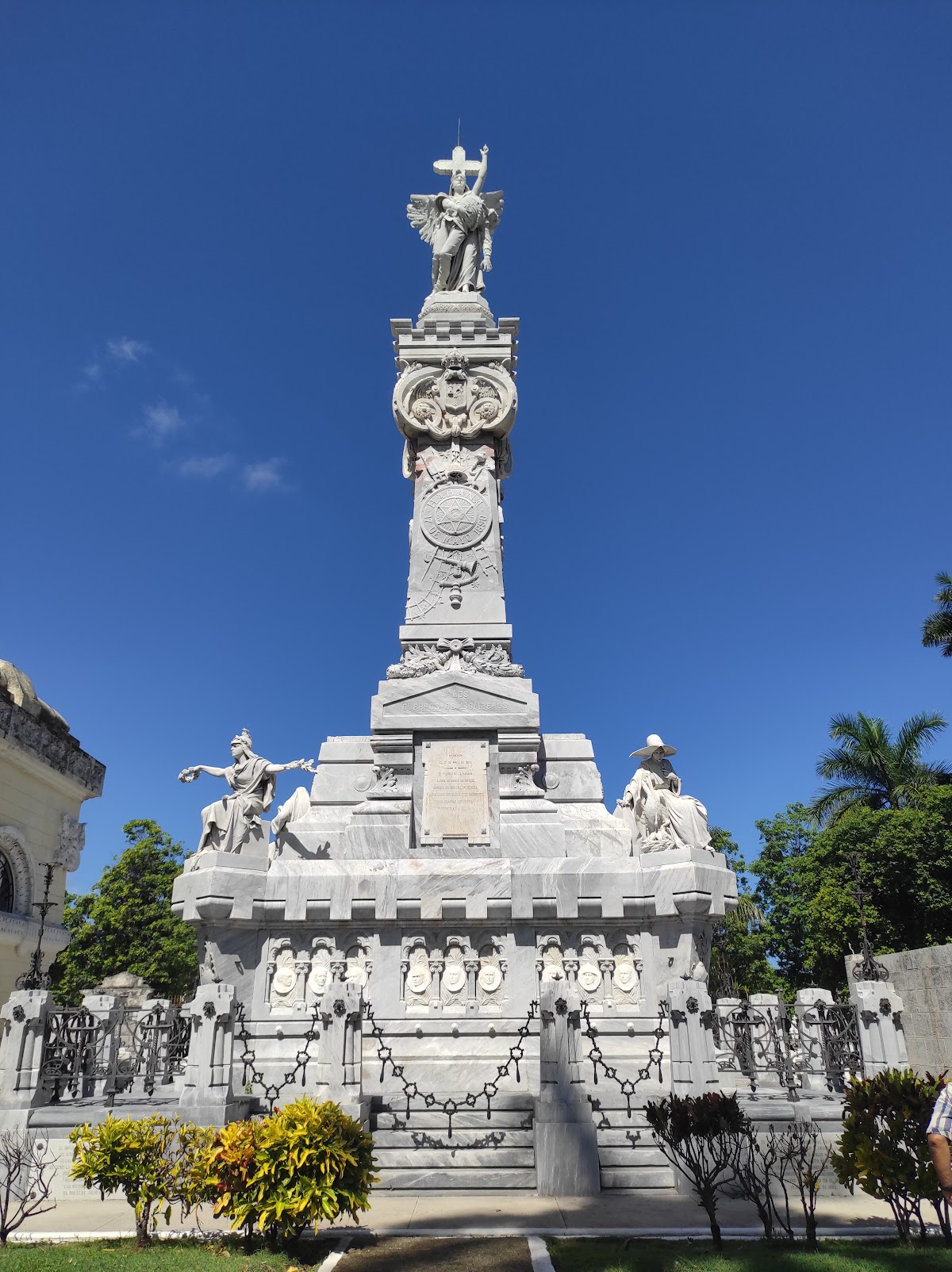 Necrópolis de Cristóbal Colón — photo 2