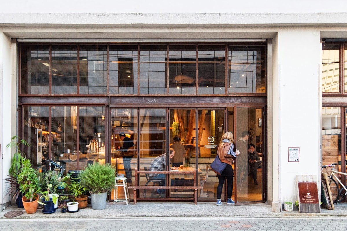 Nui. Hostel & Bar Lounge, Tokyo