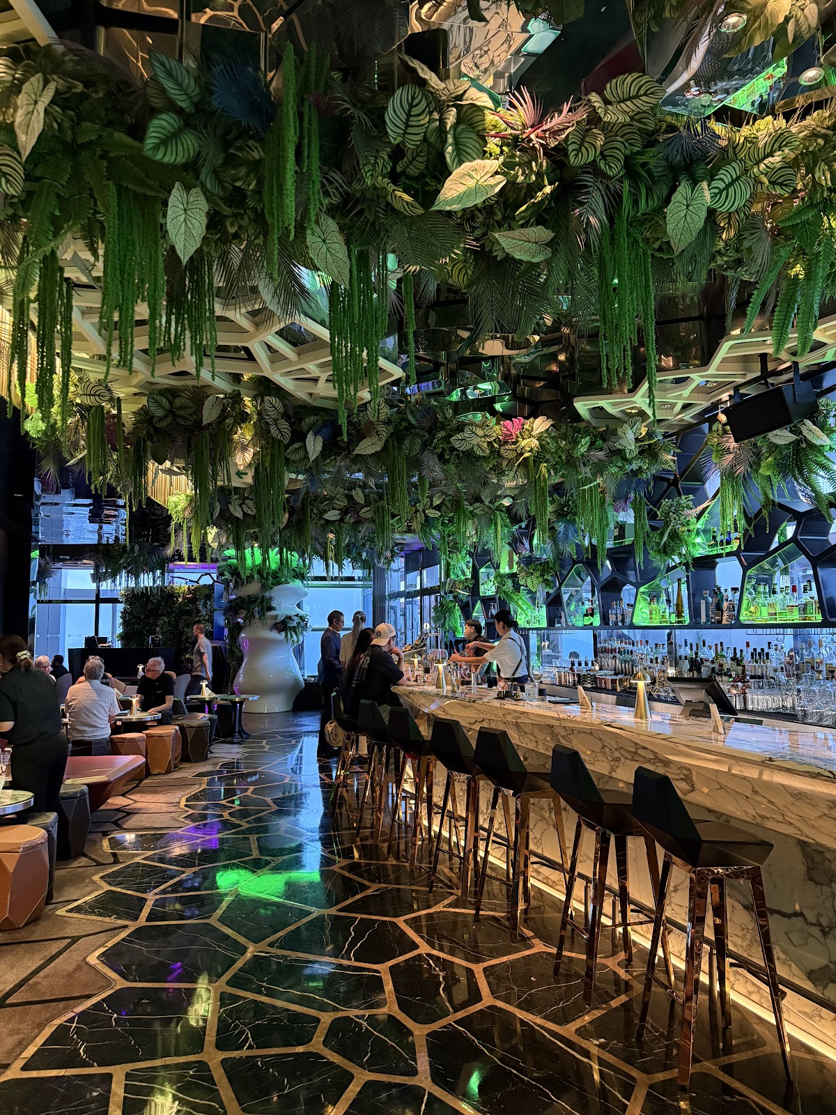 Ozone, Hong Kong