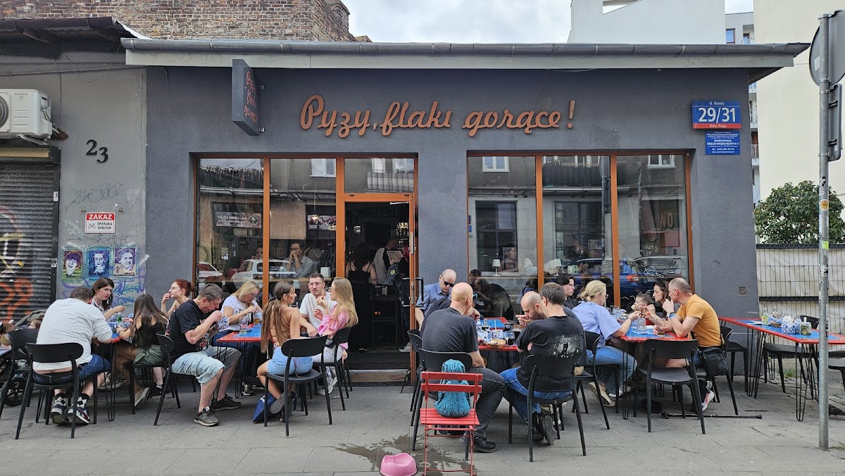 Pyzy Flaki Gorące, Warsaw