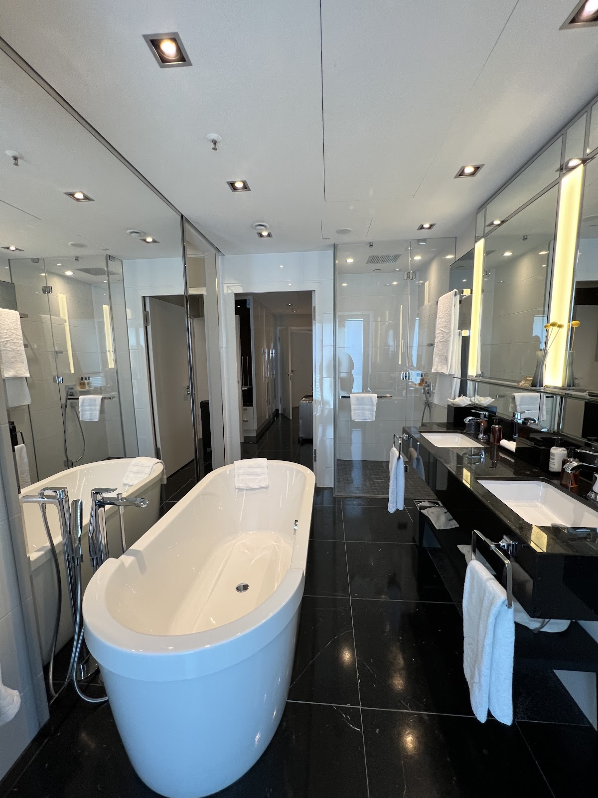 Sofitel Frankfurt Opera — photo 2
