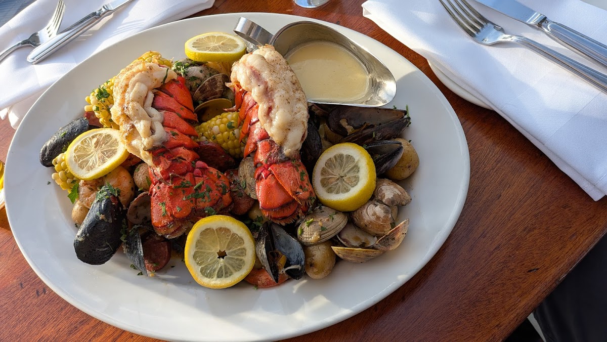 The Sandbar Seafood Restaurant — photo 4