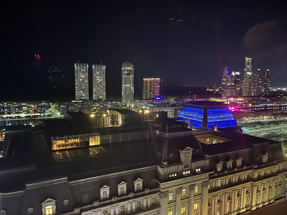 Trade Sky Bar — photo 3