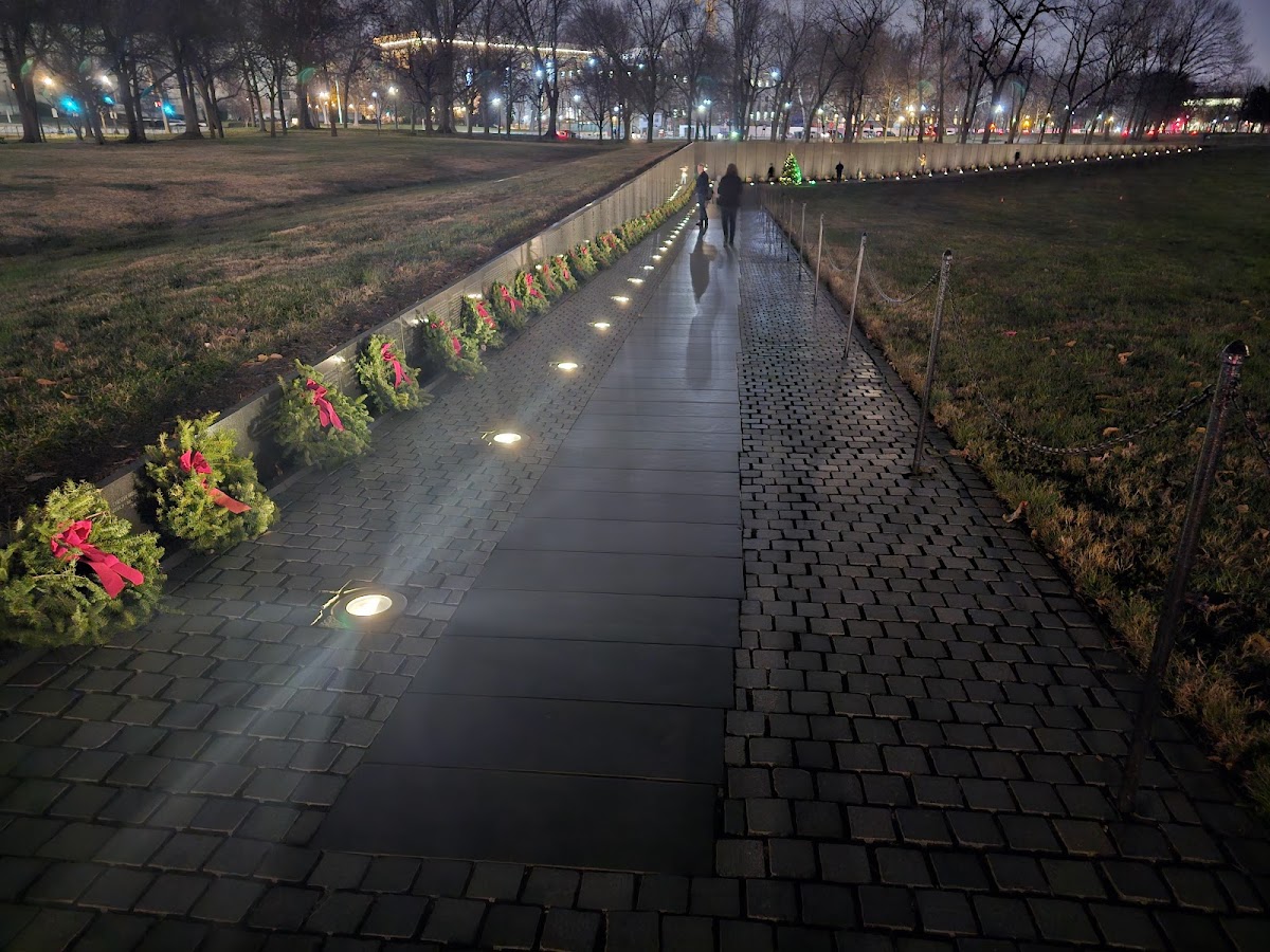Vietnam Veterans Memorial — photo 3