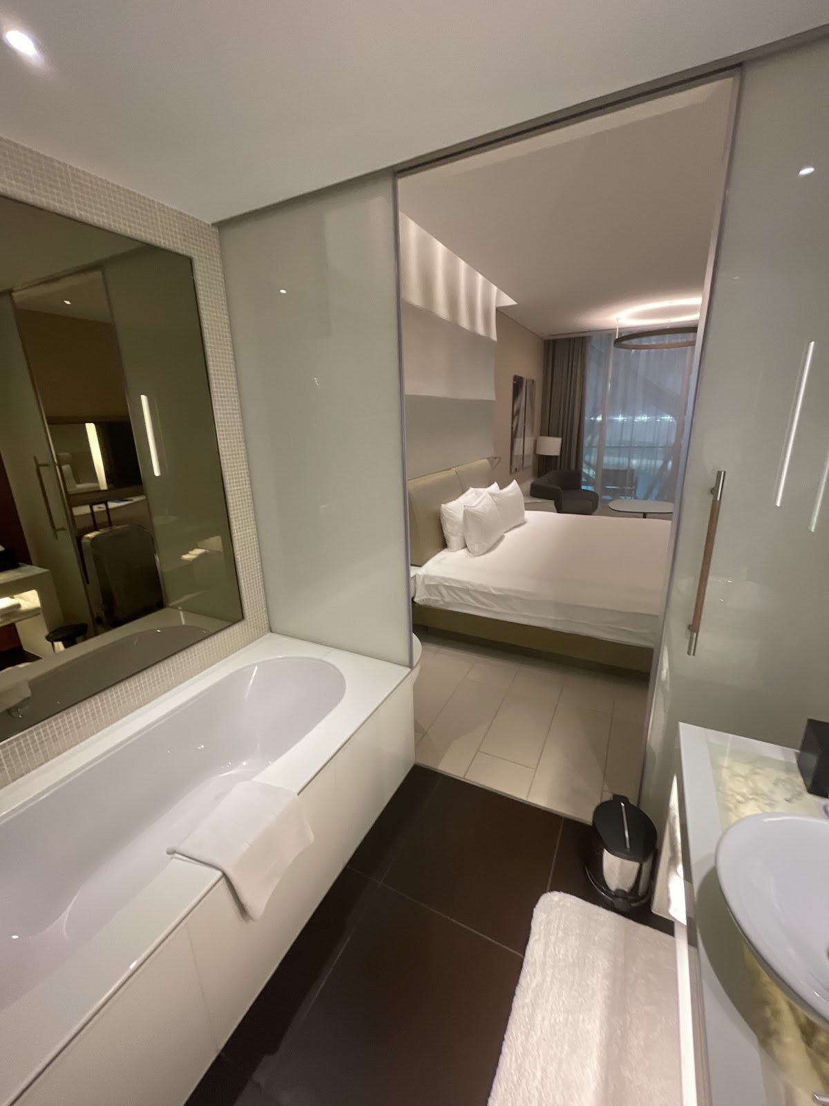 W Abu Dhabi - Yas Island — photo 3