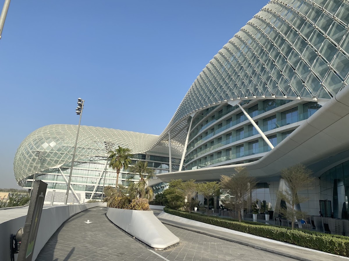 W Abu Dhabi - Yas Island — photo 4