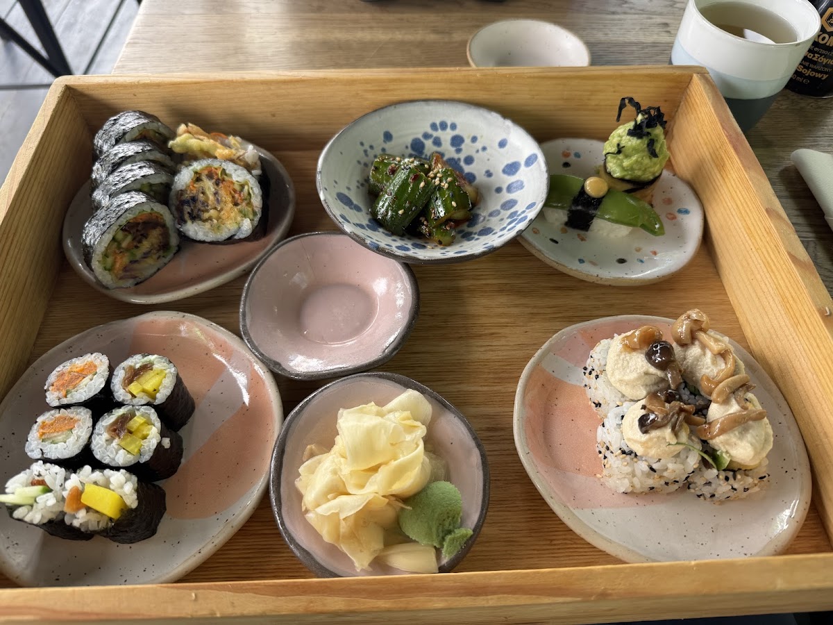 Youmiko Vegan Sushi — photo 3