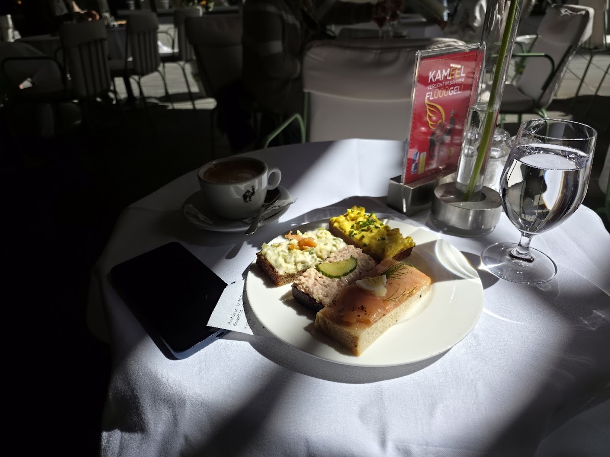 Zum Schwarzen Kameel — photo 2